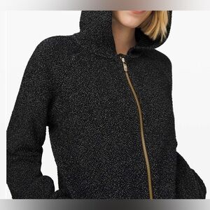 #95 Lululemon Pave New Ways Full-Zip
Black / White Sz XL. (Gold hardware)